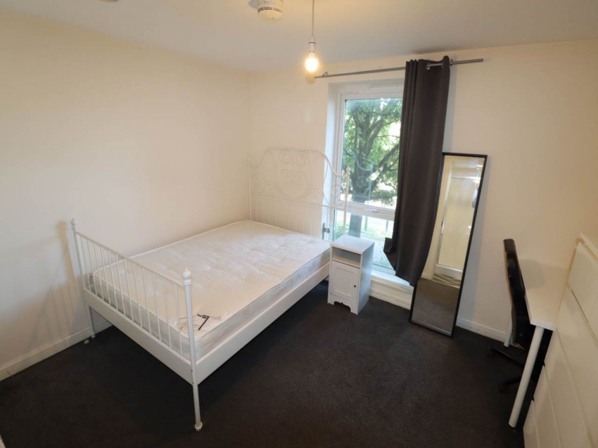 Images for Hatfield, Hertfordshire EAID:strats BID:0004-c910-f904-4fca