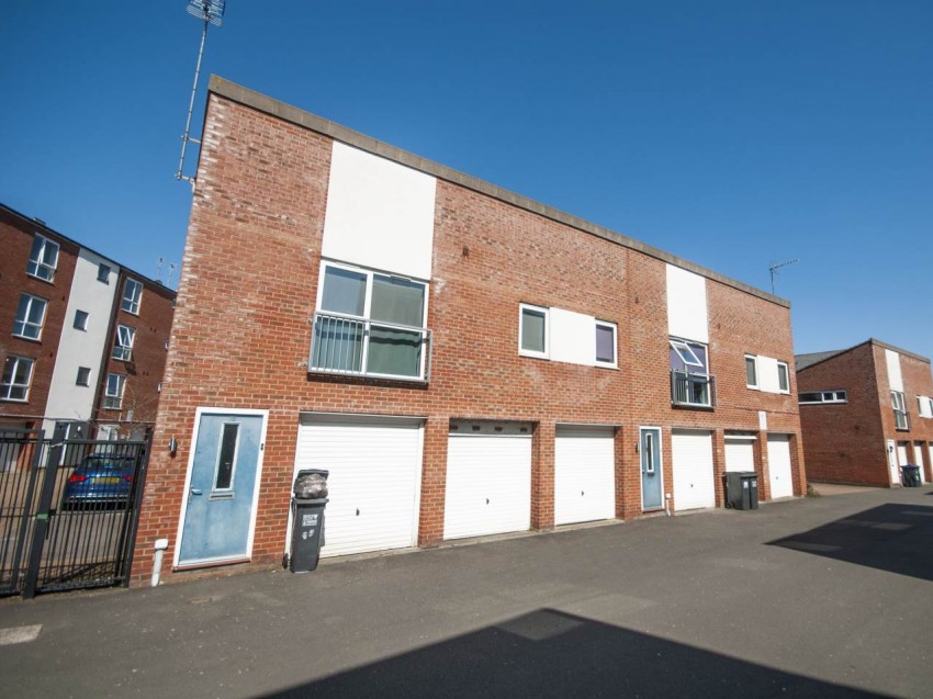 Images for Hatfield, Hertfordshire EAID:strats BID:0004-c910-f904-4fca