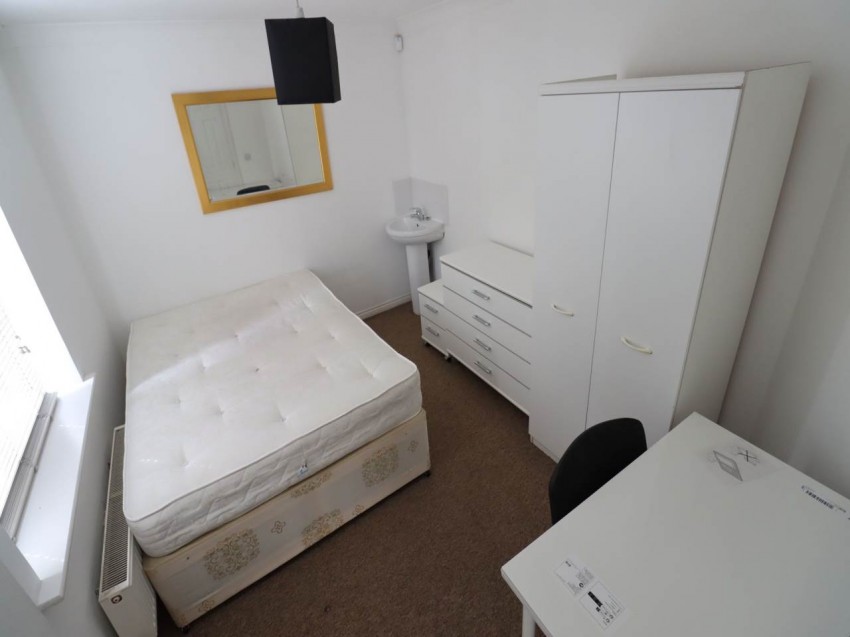 Images for Hatfield, Hertfordshire EAID:strats BID:0004-c910-f904-4fca