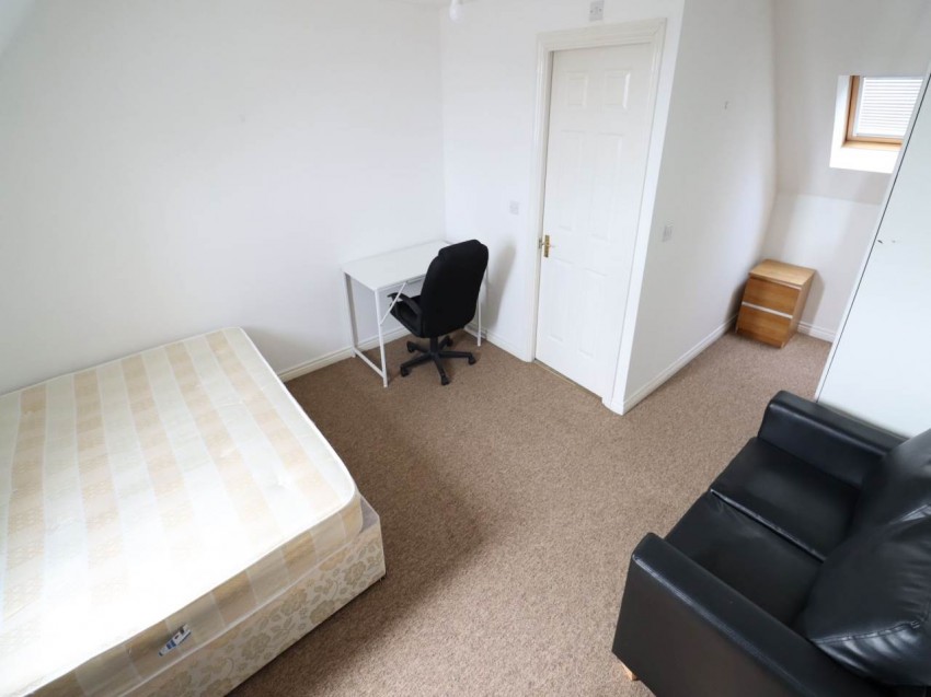 Images for Hatfield, Hertfordshire EAID:strats BID:0004-c910-f904-4fca