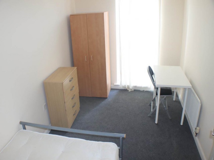 Images for Hatfield, Hertfordshire EAID:strats BID:0004-c910-f904-4fcf