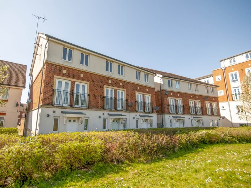 Images for Hatfield, Hertfordshire EAID:strats BID:0004-c910-f904-4fcf