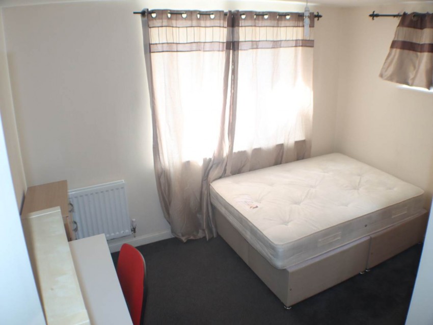 Images for Hatfield, Hertfordshire EAID:strats BID:0004-c910-f904-4fca