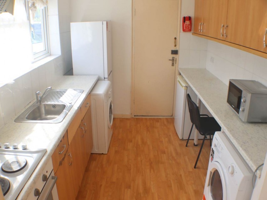 Images for Hatfield, Hertfordshire EAID:strats BID:0004-c910-f904-4fca