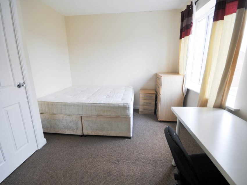 Images for Hatfield, Hertfordshire EAID:strats BID:0004-c910-f904-4fca