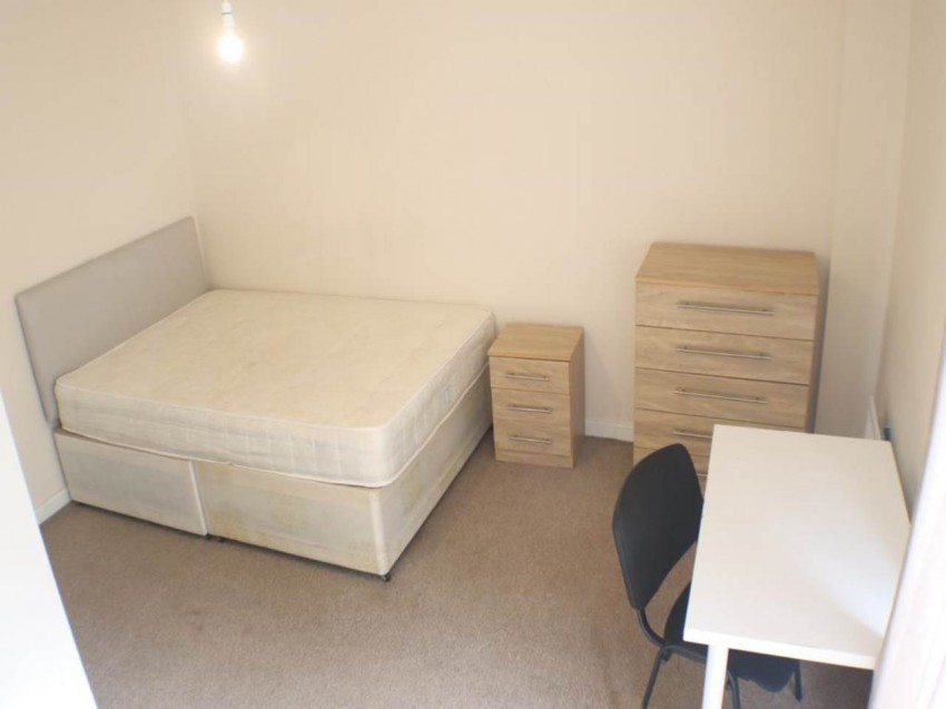 Images for Hatfield, Hertfordshire EAID:strats BID:0004-c910-f904-4fca