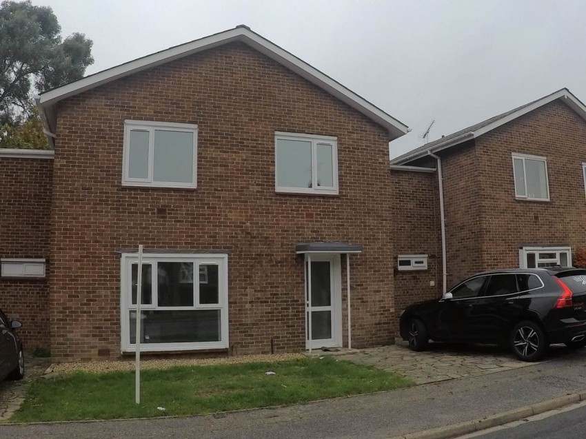Images for Hatfield, Hertfordshire EAID:strats BID:0004-c910-f904-4fca