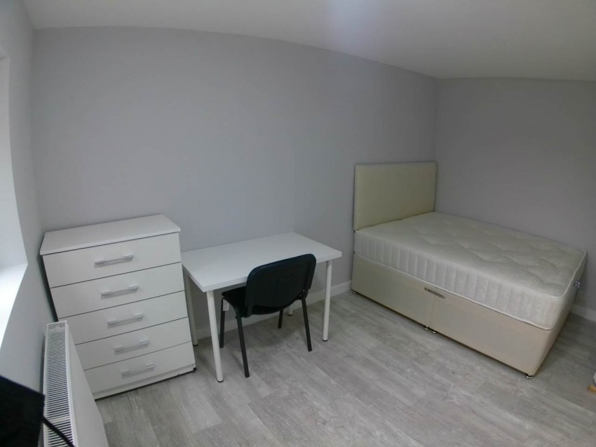 Images for Hatfield, Hertfordshire EAID:strats BID:0004-c910-f904-4fca