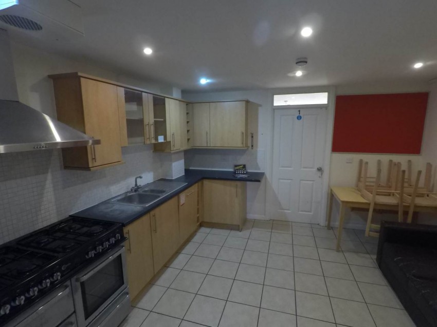 Images for Hatfield, Hertfordshire EAID:strats BID:0004-c910-f904-4fcf