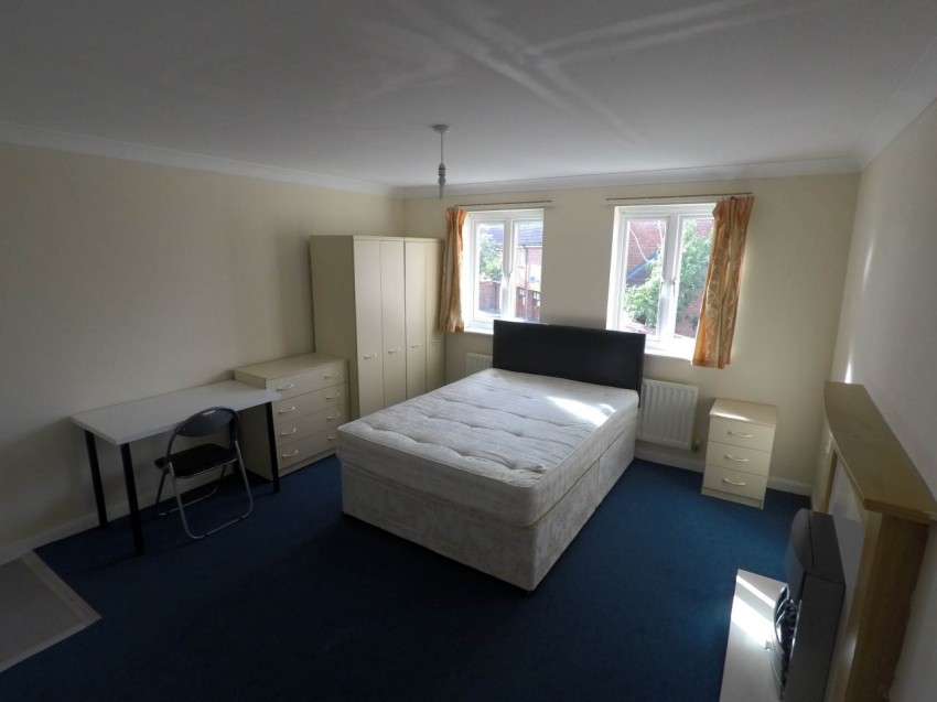 Images for Hatfield, Hertfordshire EAID:strats BID:0004-c910-f904-4fcf