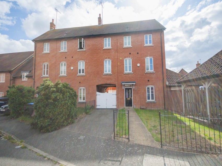 Images for Hatfield, Hertfordshire EAID:strats BID:0004-c910-f904-4fca