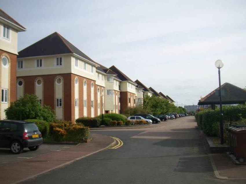 Images for Hatfield, Hertfordshire EAID:strats BID:0004-c910-f904-4fca