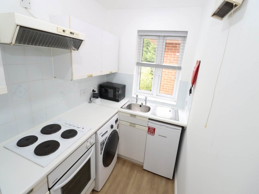 Images for Hatfield, Hertfordshire EAID:strats BID:0004-c910-f904-4fca