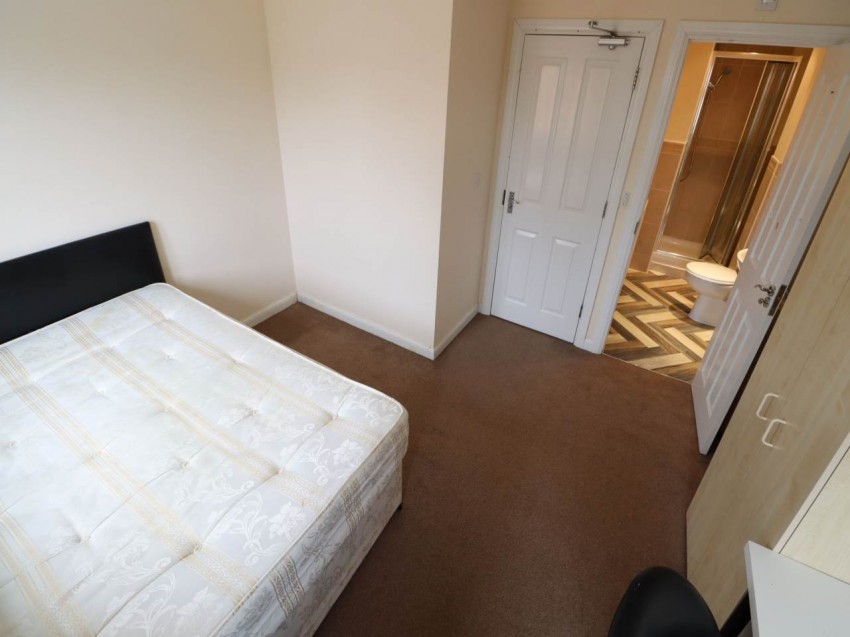 Images for Hatfield, Hertfordshire EAID:strats BID:0004-c910-f904-4fca