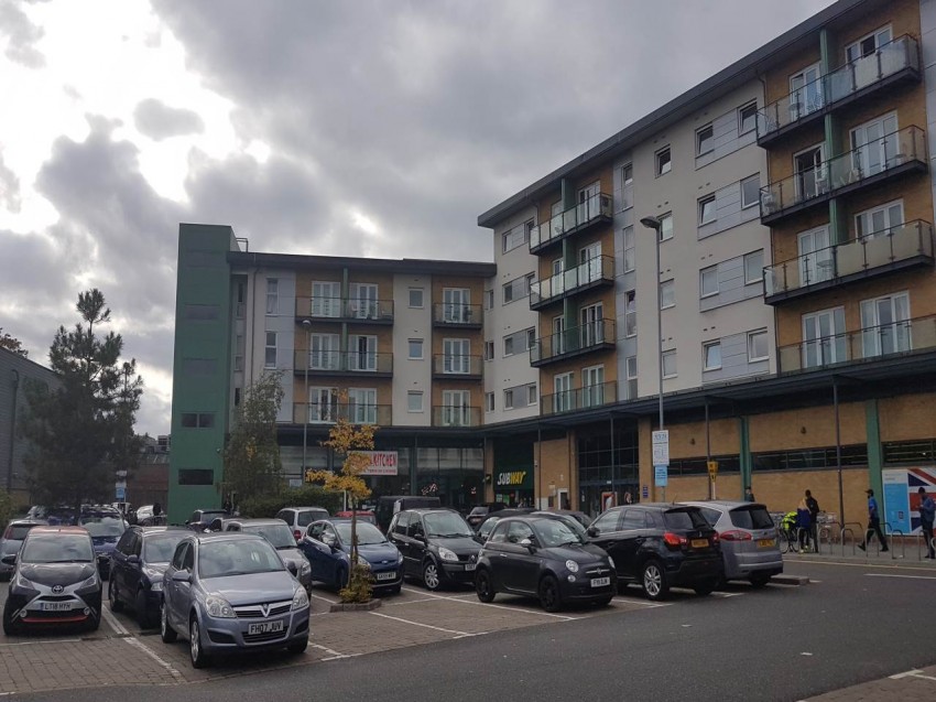 Images for Hatfield, Hertfordshire EAID:strats BID:0004-c910-f904-4fca