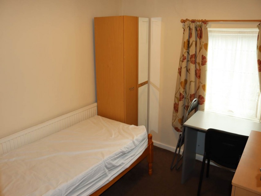 Images for Hatfield, Hertfordshire EAID:strats BID:0004-c910-f904-4fca