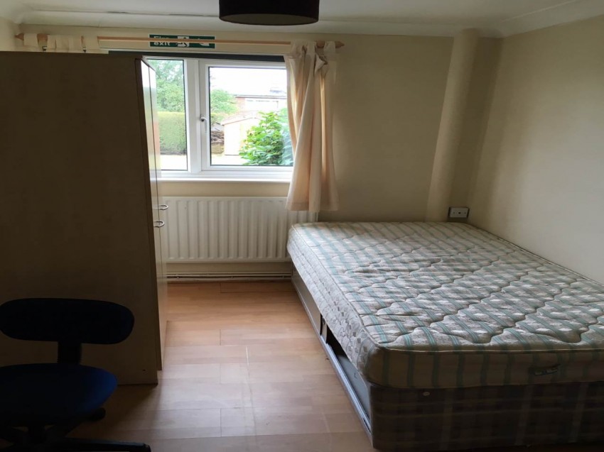 Images for Hatfield, Hertfordshire EAID:strats BID:0004-c910-f904-4fca