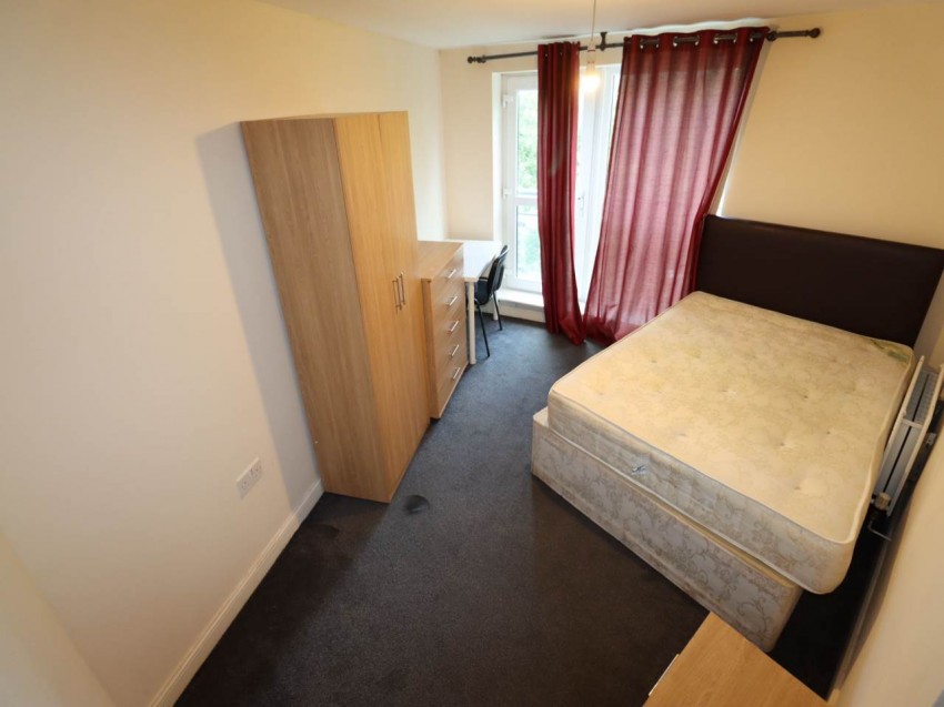 Images for Hatfield, Hertfordshire EAID:strats BID:0004-c910-f904-4fca