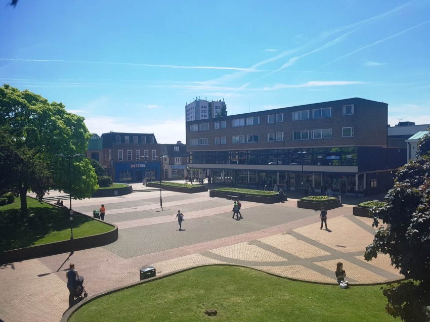 Images for Hatfield, Hertfordshire EAID:strats BID:0004-c910-f904-4fcf