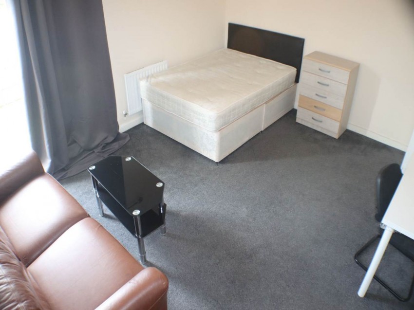 Images for Hatfield, Hertfordshire EAID:strats BID:0004-c910-f904-4fca