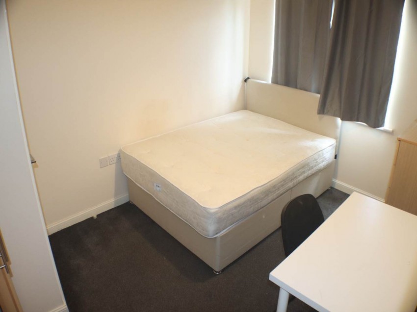 Images for Hatfield, Hertfordshire EAID:strats BID:0004-c910-f904-4fca