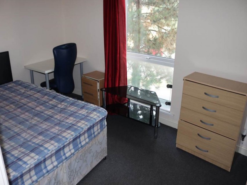 Images for Hatfield, Hertfordshire EAID:strats BID:0004-c910-f904-4fca