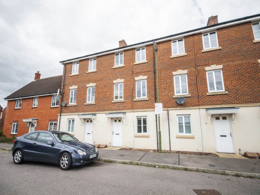 Images for Hatfield, Hertfordshire EAID:strats BID:0004-c910-f904-4fca