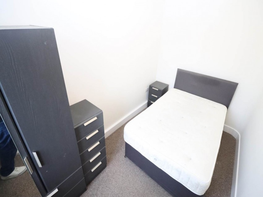 Images for Hatfield, Hertfordshire EAID:strats BID:0004-c910-f904-4fcf