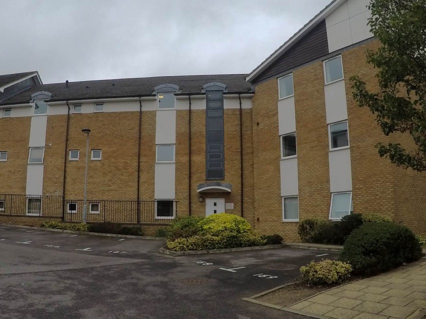 Images for Welwyn Garden City, Hertfordshire EAID:strats BID:0004-c910-f904-4fca