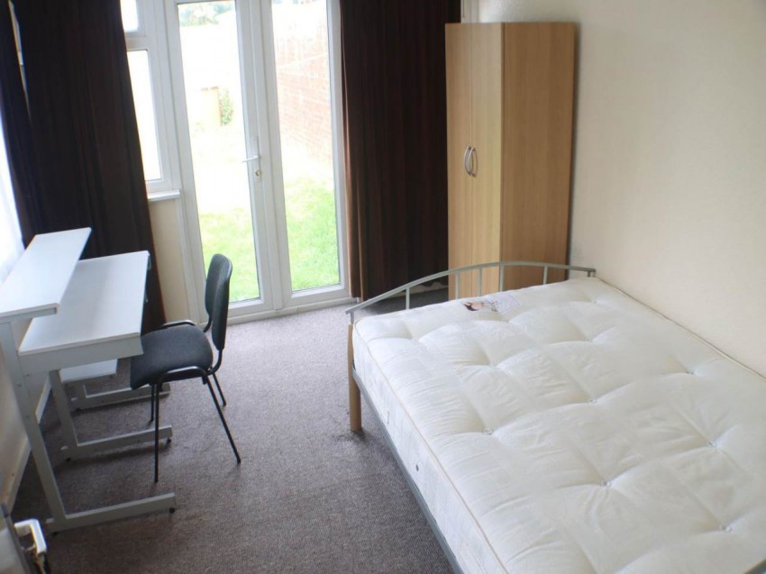 Images for Hatfield, Hertfordshire EAID:strats BID:0004-c910-f904-4fca