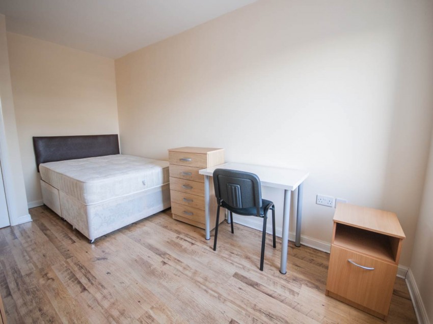 Images for Hatfield, Hertfordshire EAID:strats BID:0004-c910-f904-4fca