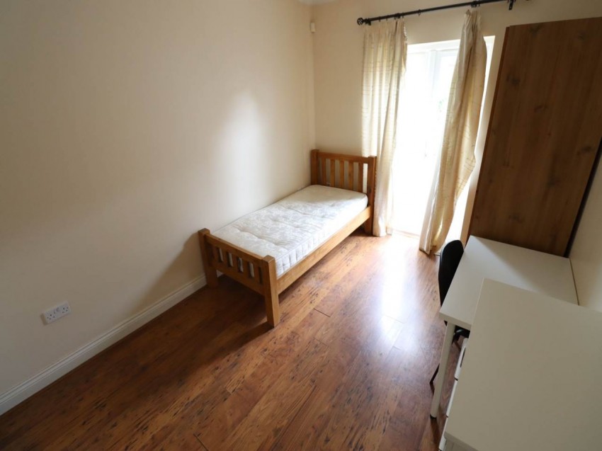 Images for Hatfield, Hertfordshire EAID:strats BID:0004-c910-f904-4fcf