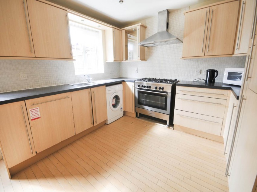Images for Hatfield, Hertfordshire EAID:strats BID:0004-c910-f904-4fca