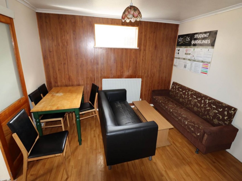 Images for Hatfield, Hertfordshire EAID:strats BID:0004-c910-f904-4fca