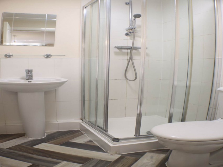 Images for Hatfield, Hertfordshire EAID:strats BID:0004-c910-f904-4fca