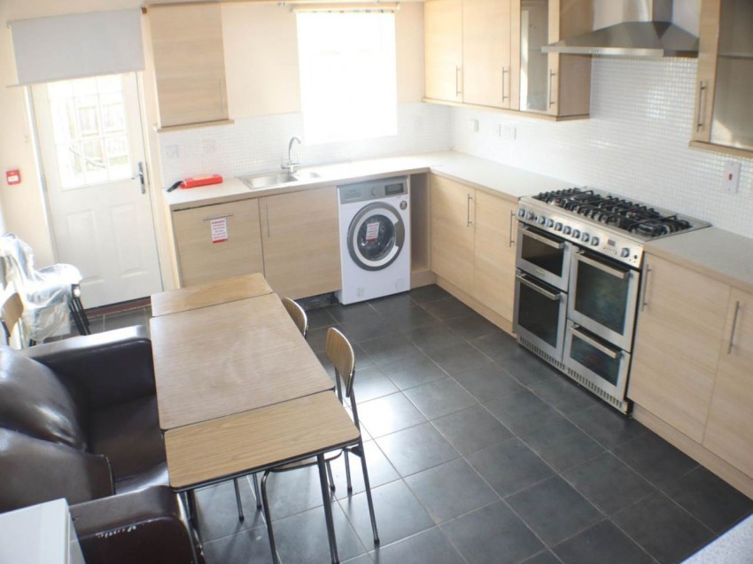 Images for Hatfield, Hertfordshire EAID:strats BID:0004-c910-f904-4fca