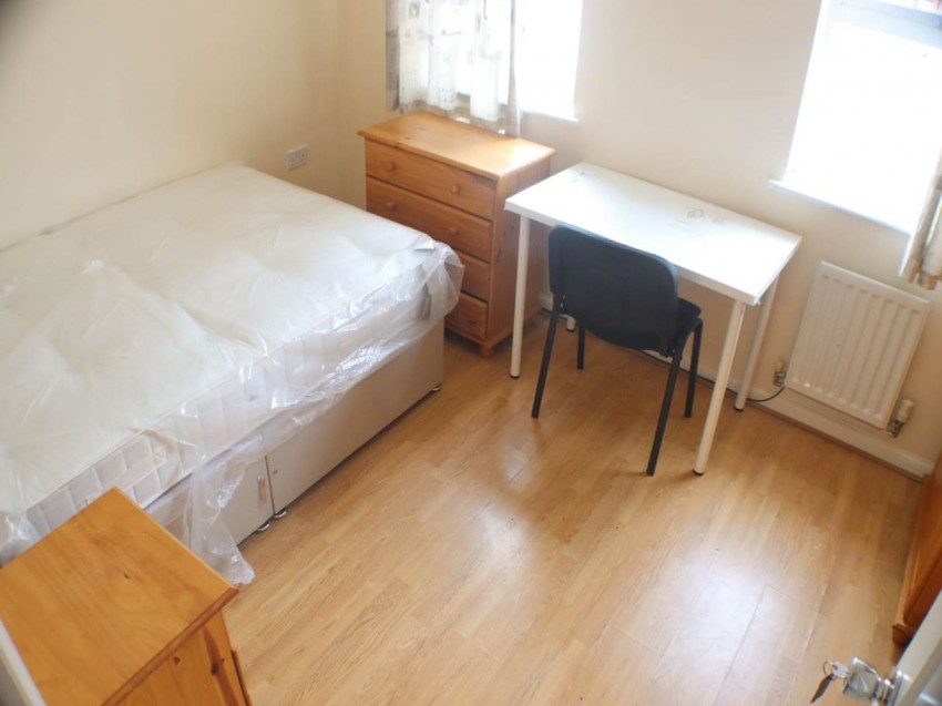 Images for Hatfield, Hertfordshire EAID:strats BID:0004-c910-f904-4fca