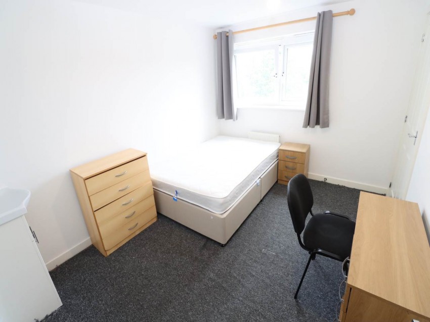 Images for Hatfield, Hertfordshire EAID:strats BID:0004-c910-f904-4fca