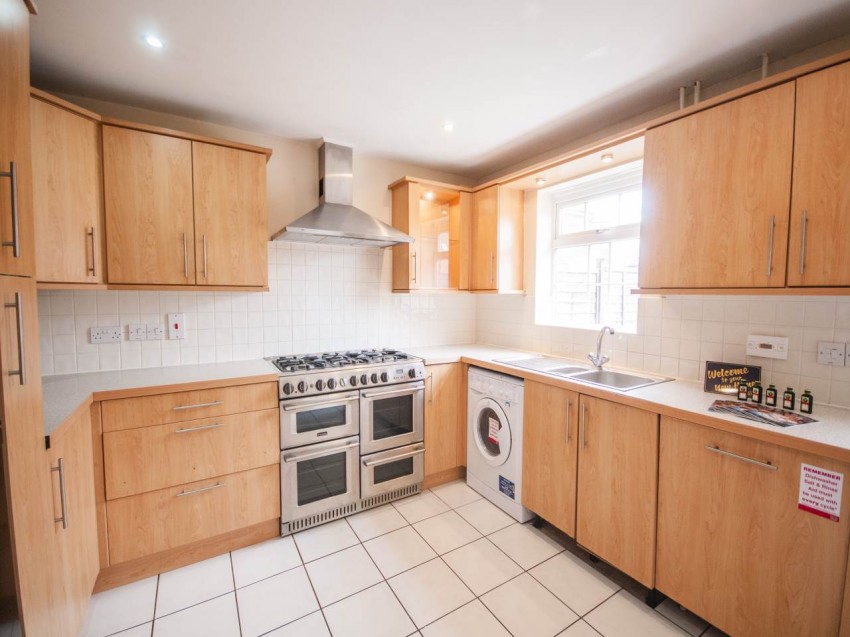 Images for Hatfield, Hertfordshire EAID:strats BID:0004-c910-f904-4fca