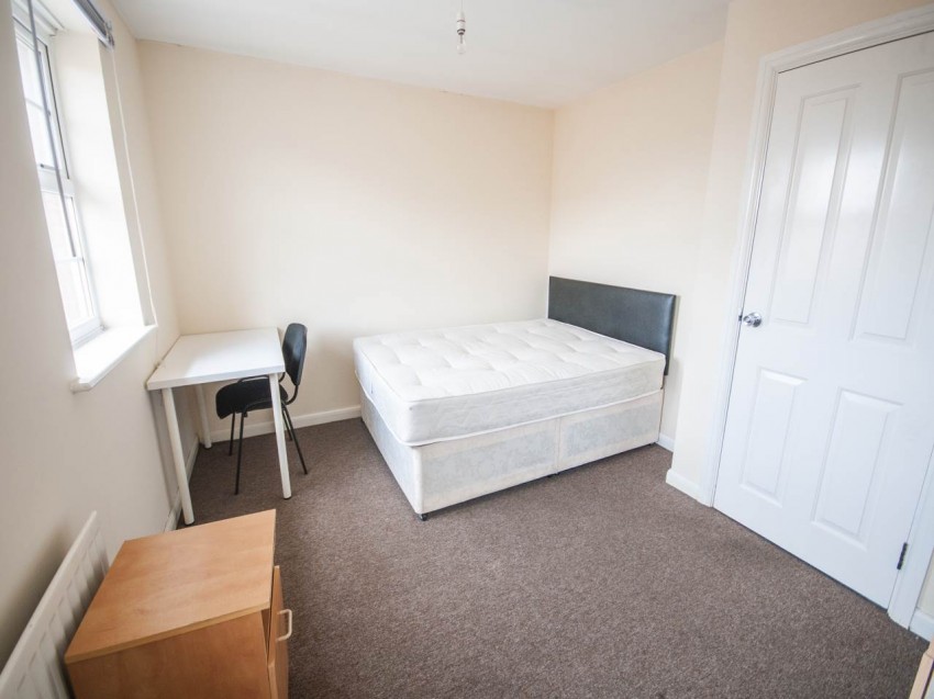 Images for Hatfield, Hertfordshire EAID:strats BID:0004-c910-f904-4fca