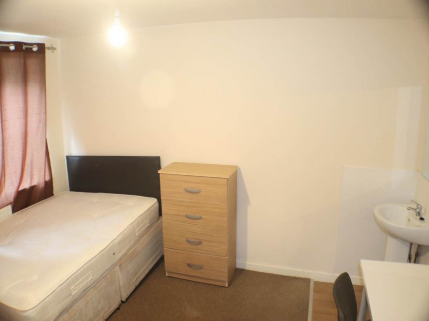 Images for Hatfield, Hertfordshire EAID:strats BID:0004-c910-f904-4fca