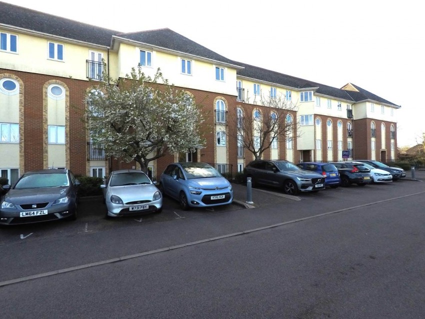 Images for Hatfield, Hertfordshire EAID:strats BID:0004-c910-f904-4fca