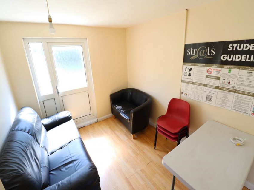 Images for Hatfield, Hertfordshire EAID:strats BID:0004-c910-f904-4fca