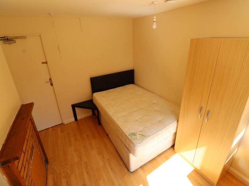 Images for Hatfield, Hertfordshire EAID:strats BID:0004-c910-f904-4fca