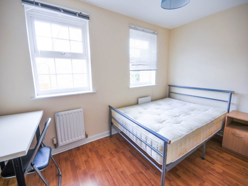 Images for Hatfield, Hertfordshire EAID:strats BID:0004-c910-f904-4fca