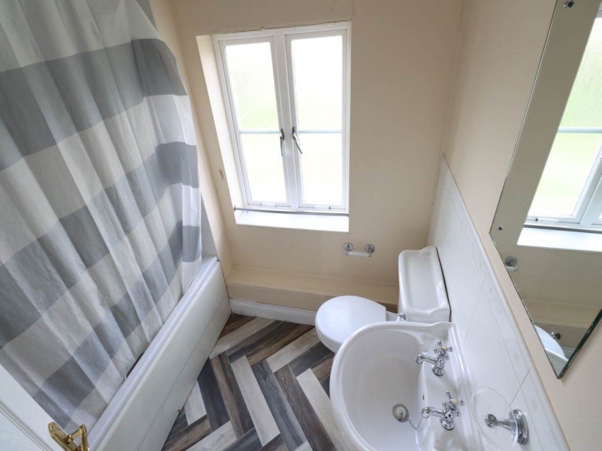 Images for Hatfield, Hertfordshire EAID:strats BID:0004-c910-f904-4fcf