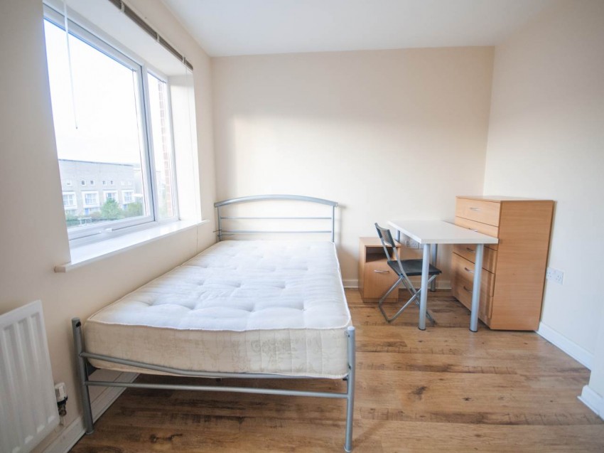 Images for Hatfield, Hertfordshire EAID:strats BID:0004-c910-f904-4fca