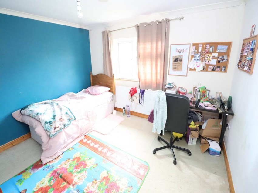 Images for Hatfield EAID:strats BID:0004-c910-f904-4fca