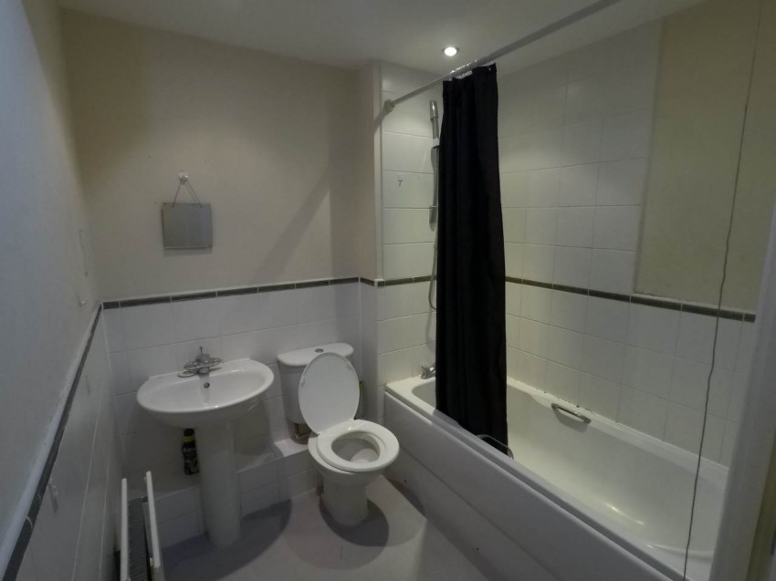 Images for Hatfield, Hertfordshire EAID:strats BID:0004-c910-f904-4fca