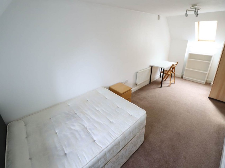 Images for Hatfield, Hertfordshire EAID:strats BID:0004-c910-f904-4fca